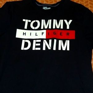 Tommy Hilfiger denim blk/red medium shirt